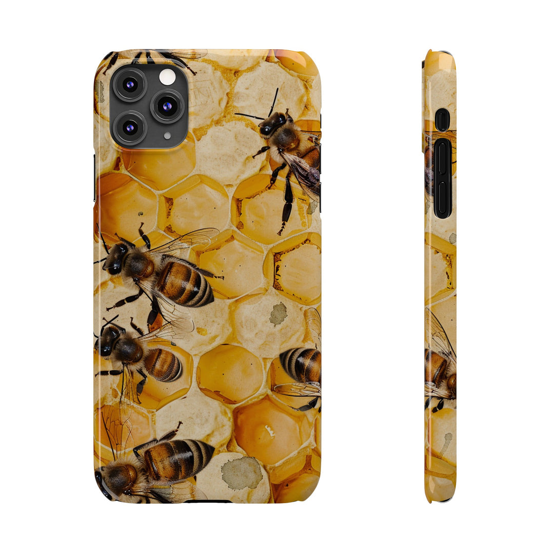 Slim Cute Phone Cases for Iphone - | iPhone 15 Case | iPhone 15 Pro Max Case, Iphone 14 Case, Iphone 14 Pro Max, Iphone 13, Summer Honey Bees - Studio40ParkLane
