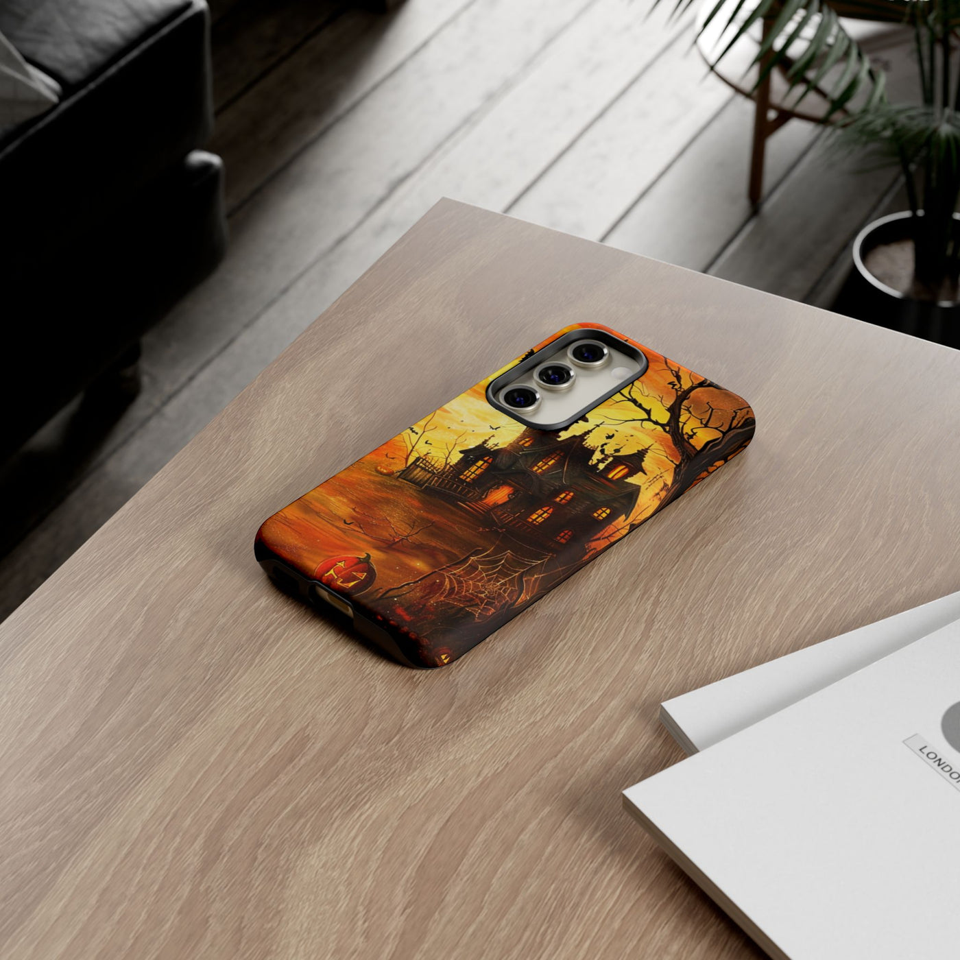 Halloween Spooky Impact Resistant, Cute Phone Cases for Samsung S24, S23, S22, S21, IPhone 15 pro Iphone 14 pro Iphone 13 IPhone 12 Iphone 11