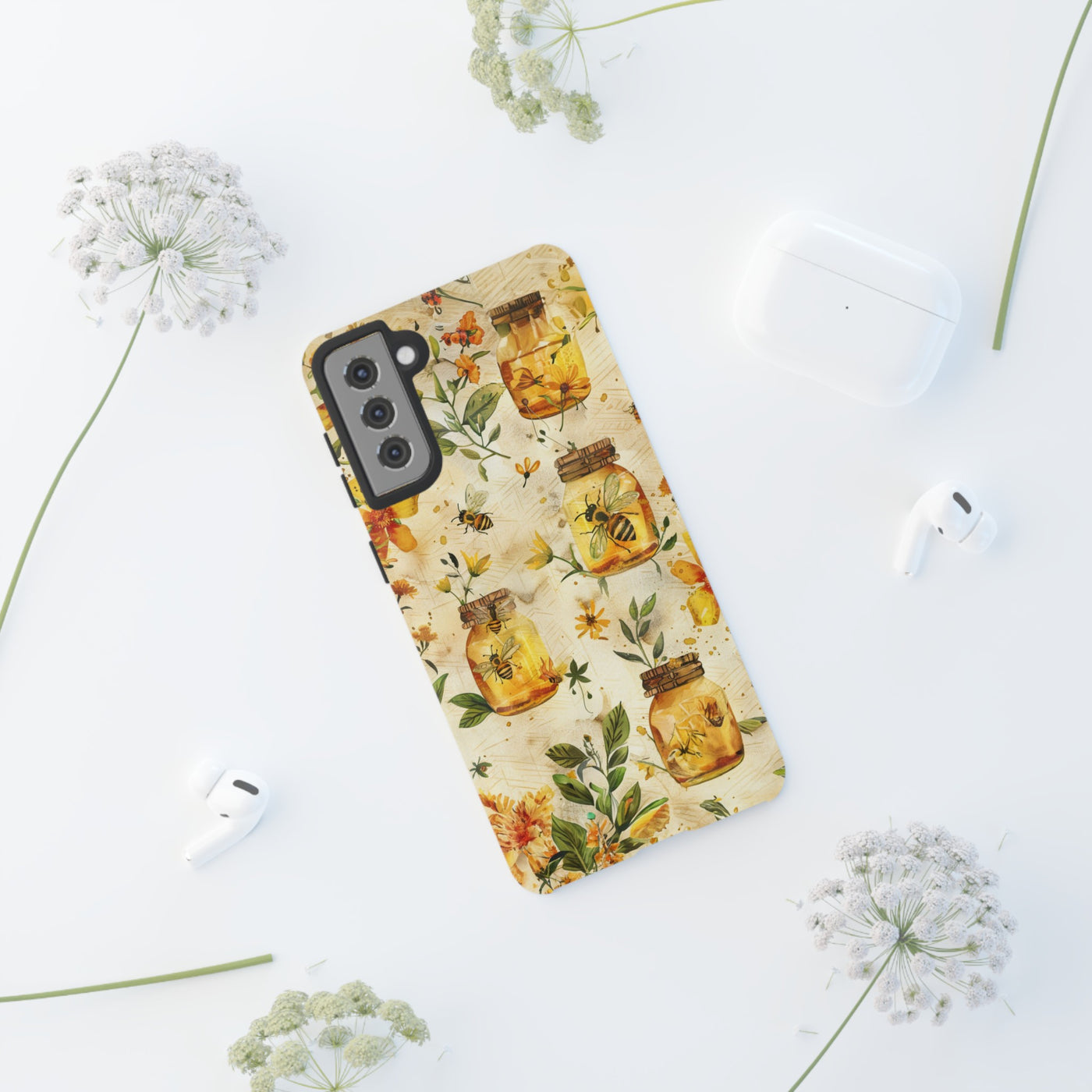 Impact Resistant, Honey Bees, Cute Phone Cases for Samsung S24, S23, S22, S21, IPhone 15 pro Iphone 14 pro Iphone 13 IPhone 12 Iphone 11