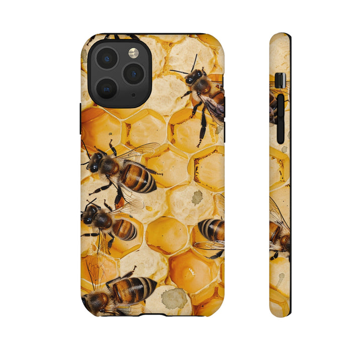 Cute Samsung Case | Cool Iphone Case | Honey Bees, Samsung S24, S23, S22, S21, IPhone 15 Case | Iphone 14 Case, Iphone 13 Case - Studio40ParkLane